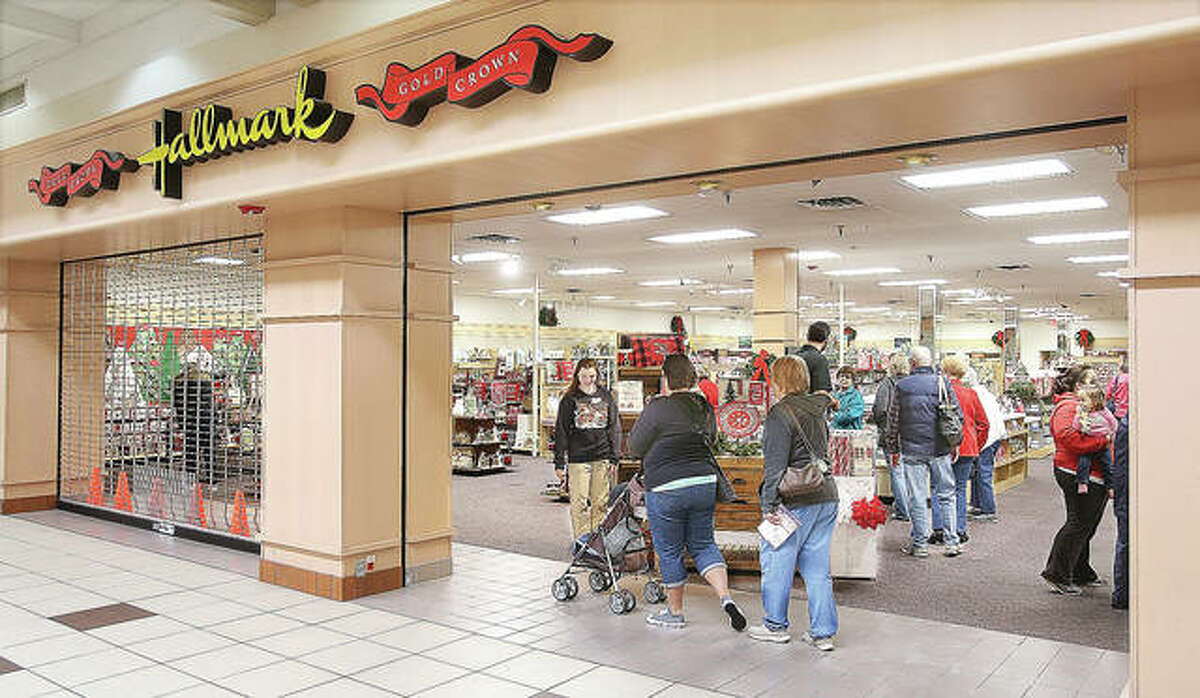 Alton Square Mall Jan’s Hallmark now open
