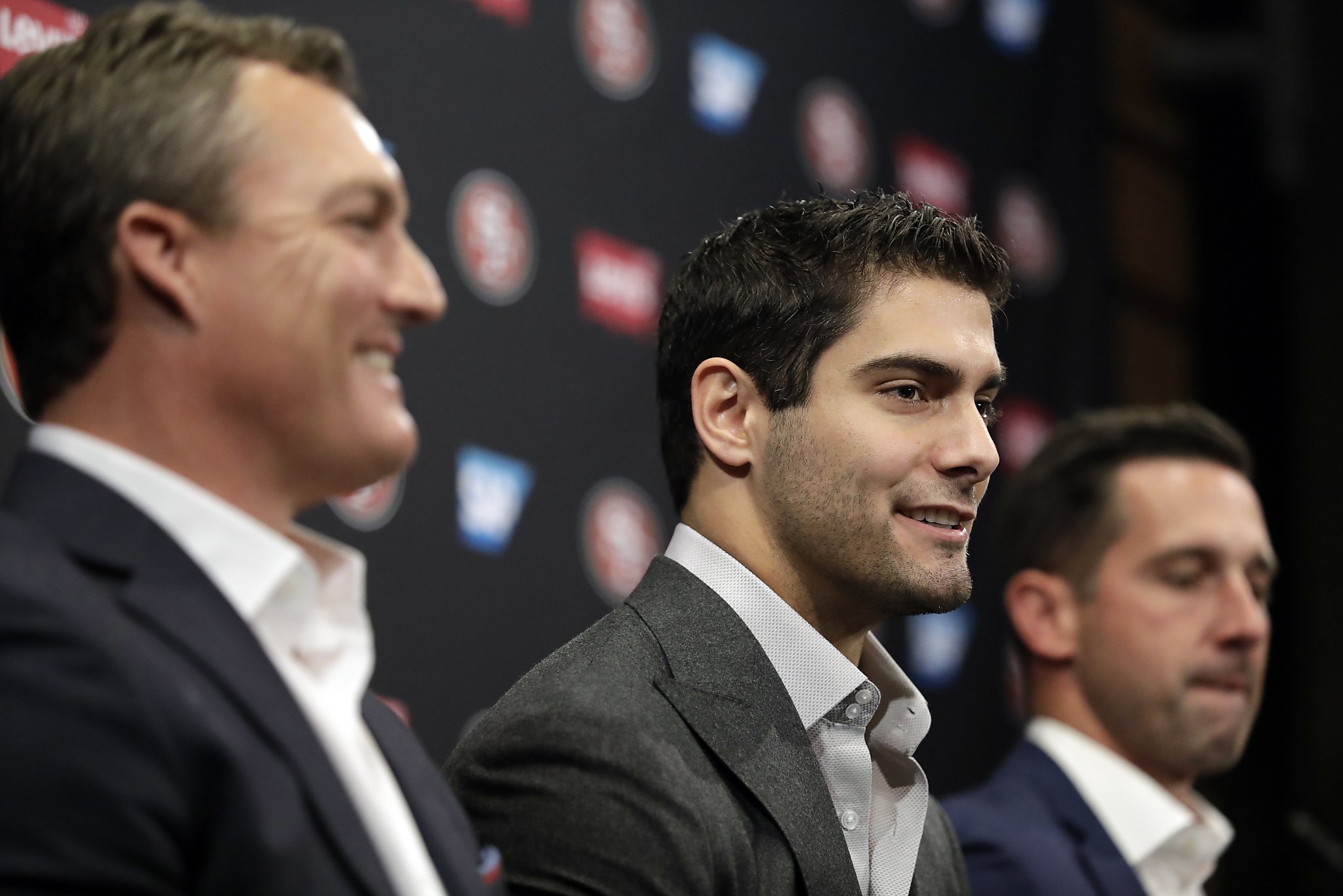 Garoppolos Family all have Chiseled Jaws : r/49ers