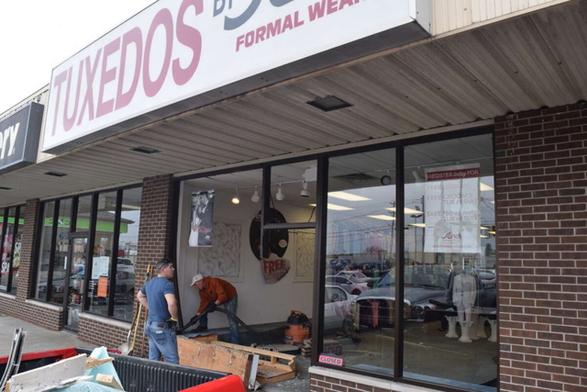 At 11:45 a.m. Saturday an individual crashed through the storefront of Seno Formal Wear on 904 W. Morton Ave. The manager of the businesses stated that no employees were hit during the time of impact. Details of the crash are to follow.
