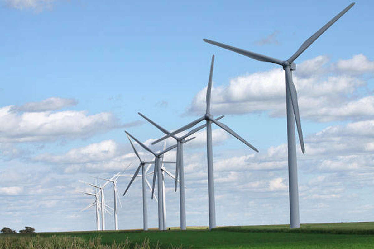 Pike board approves wind farm project