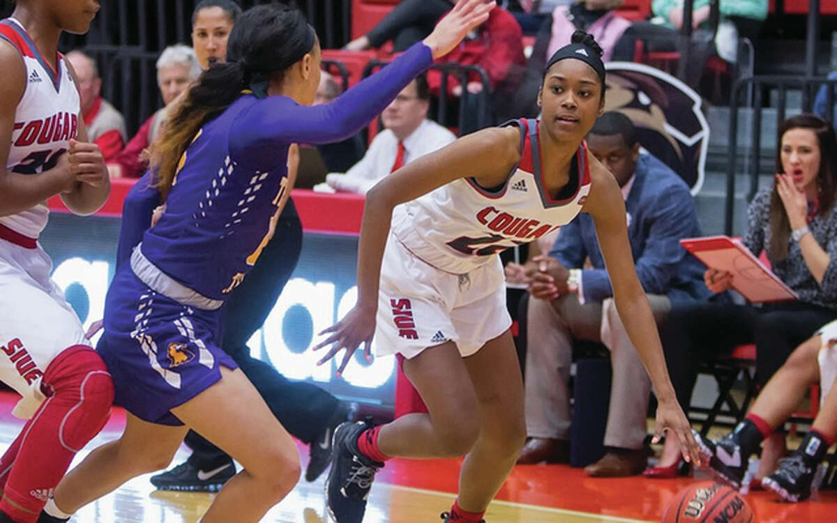 Amri Wilder scored a career-high 14 points for SIUE Wednesday, but the Cougars dropped an 85-62 Ohio Valley Conference decision to Austin Peay in Clarksville, Tennessee.