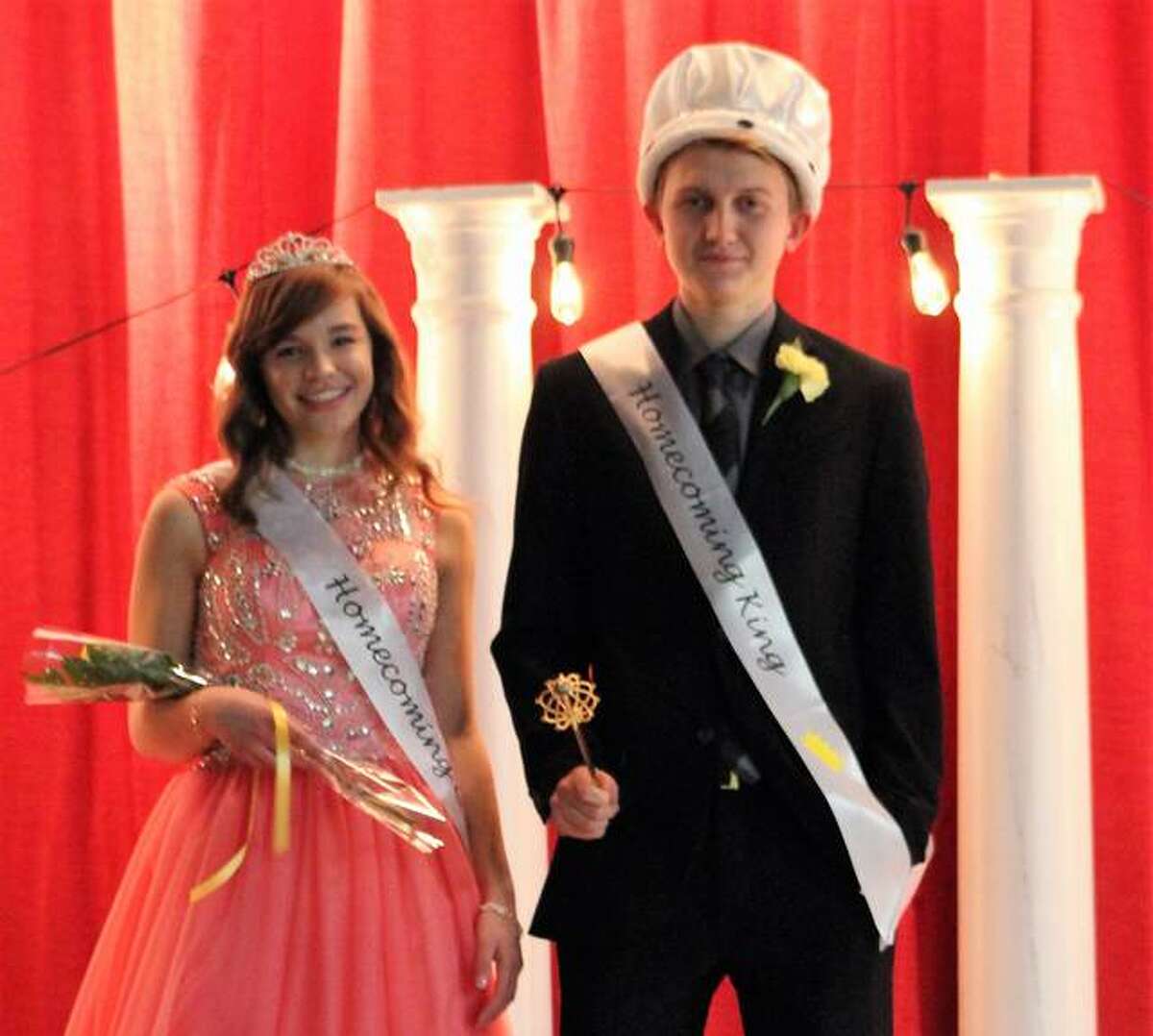 MVL crowns Homecoming King and Queen