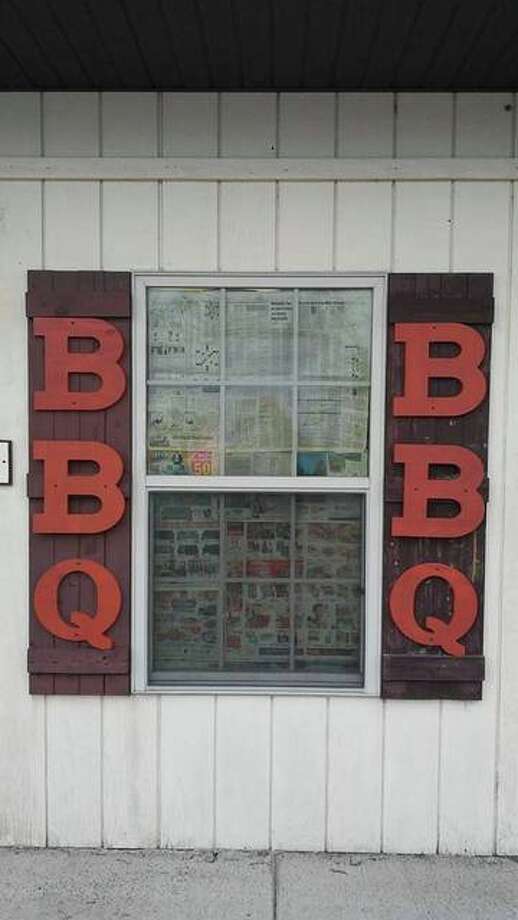 New Barbecue Elishment To Open In Wood River This Week Alton Published 4 38 Pm Saay April 8 2017 The Restaurant