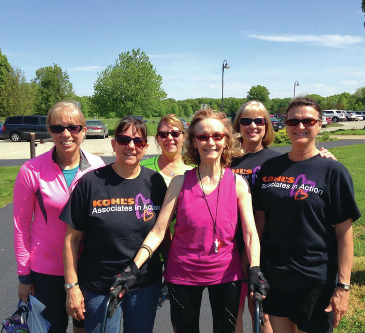 American Lung Association annual asthma awareness walk organizer Jaris Waide with Alton Kohl's Kim Willis and her team of five, qualifying this year's ALA event for a $500 donation. Photo provided by Jaris Waide | For The Telegraph