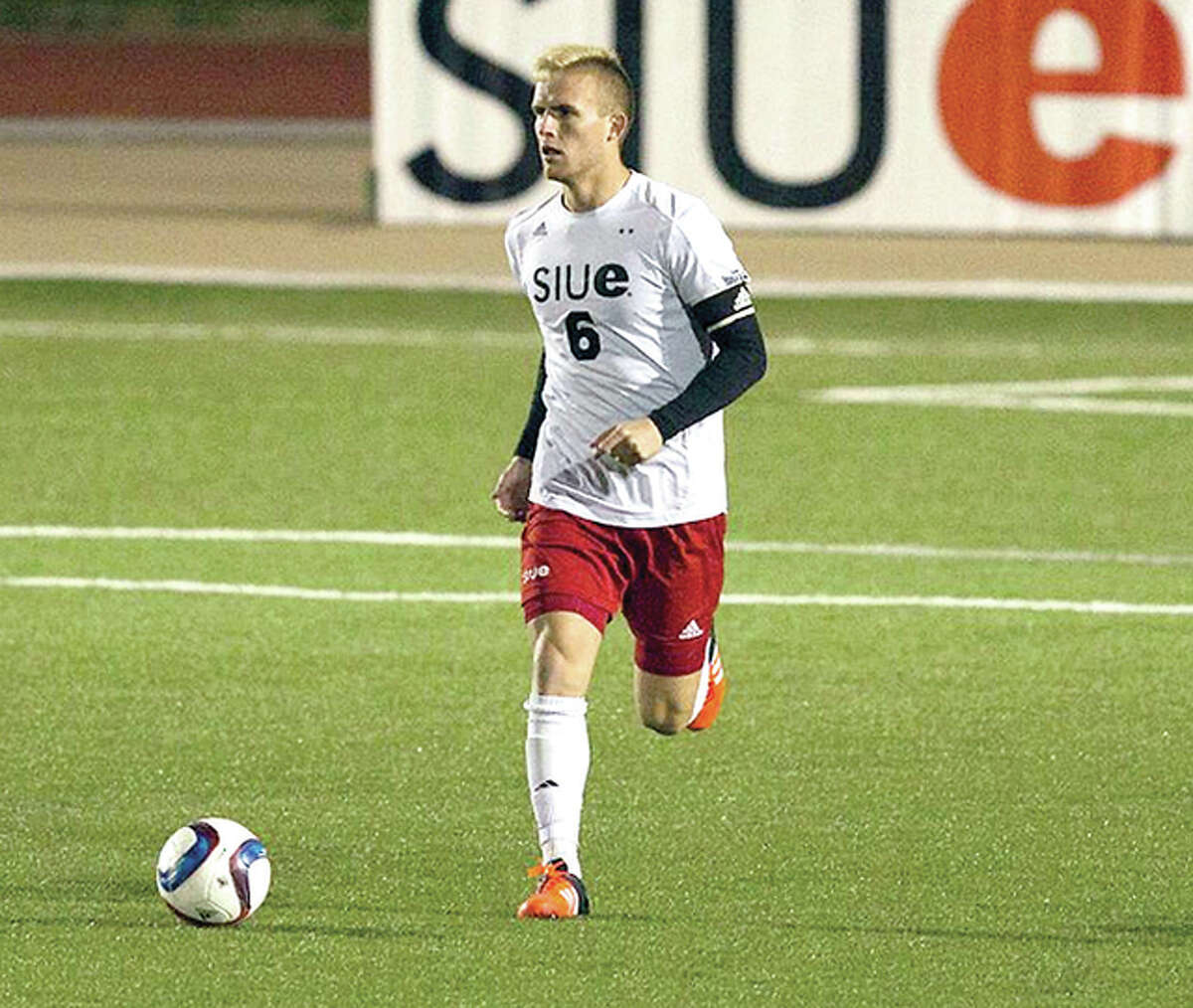 2016 Winners — MAC Hermann Trophy