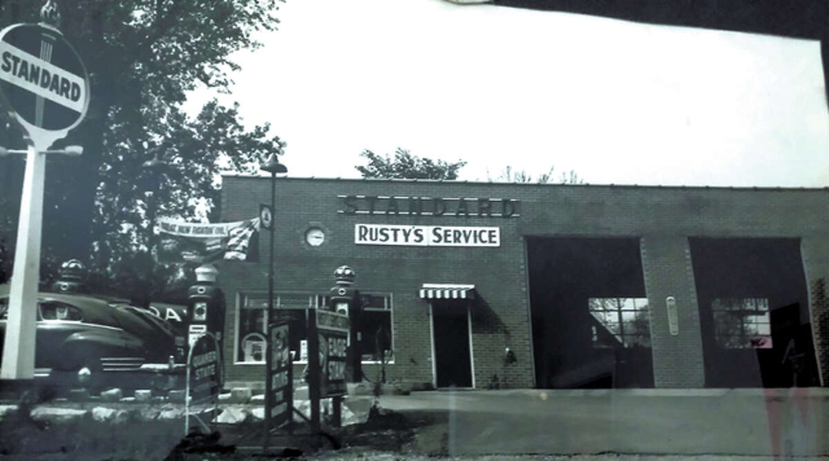Rusty’s Service Station, pictured here in the early 1960s, became a Farm Fresh Dairy Store. Today it is known as The Milk Store. It will be demolished on Thursday.