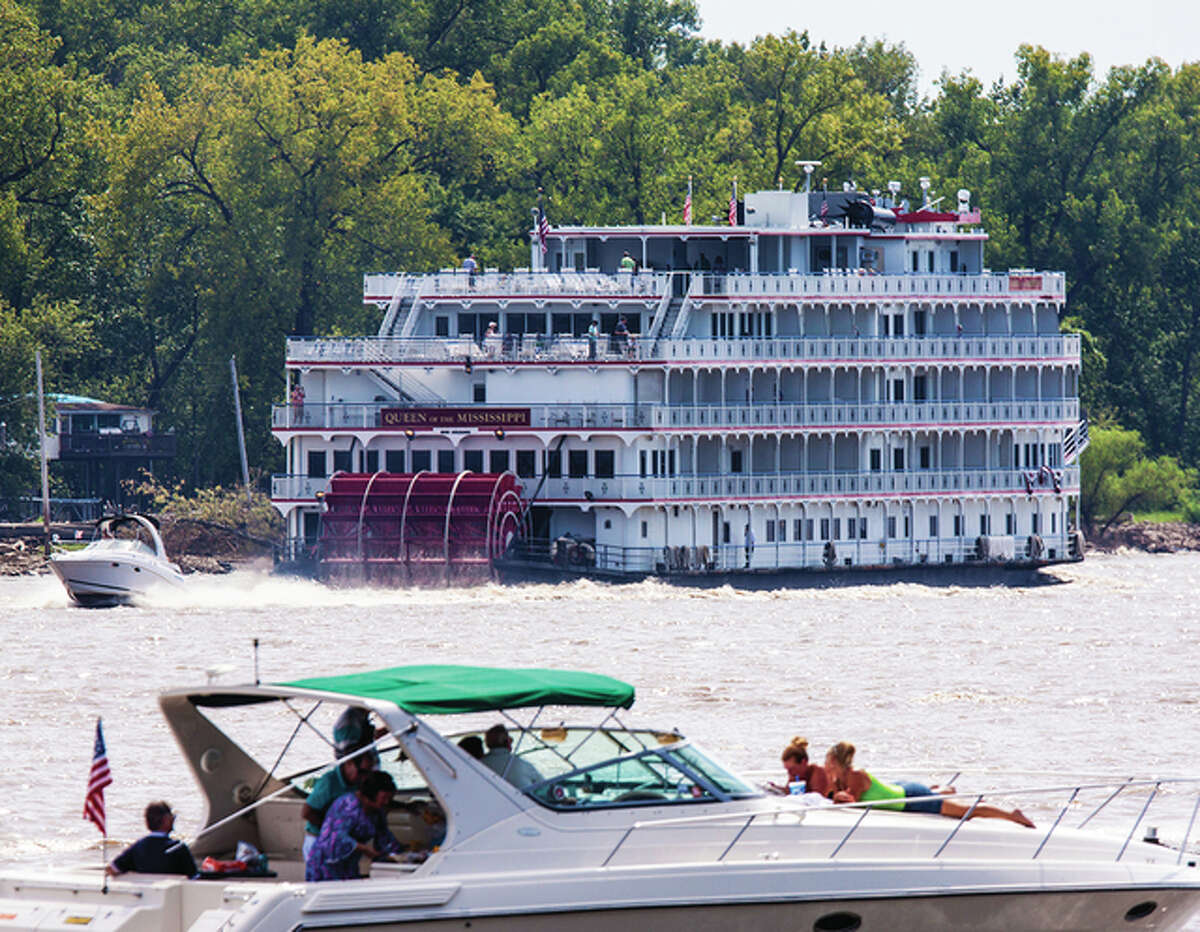 Queen of the Mississippi, north of Alton.
