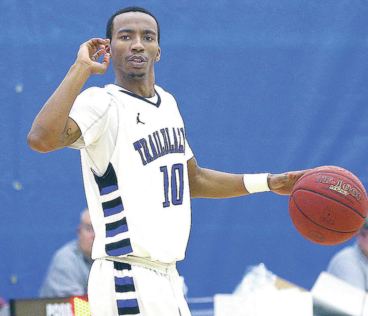 LCCC’s Will Sides scored 28 of his team’s points in Wednesday night’s 121-107 victory over Lake Land Community college at the River Bend Arena.