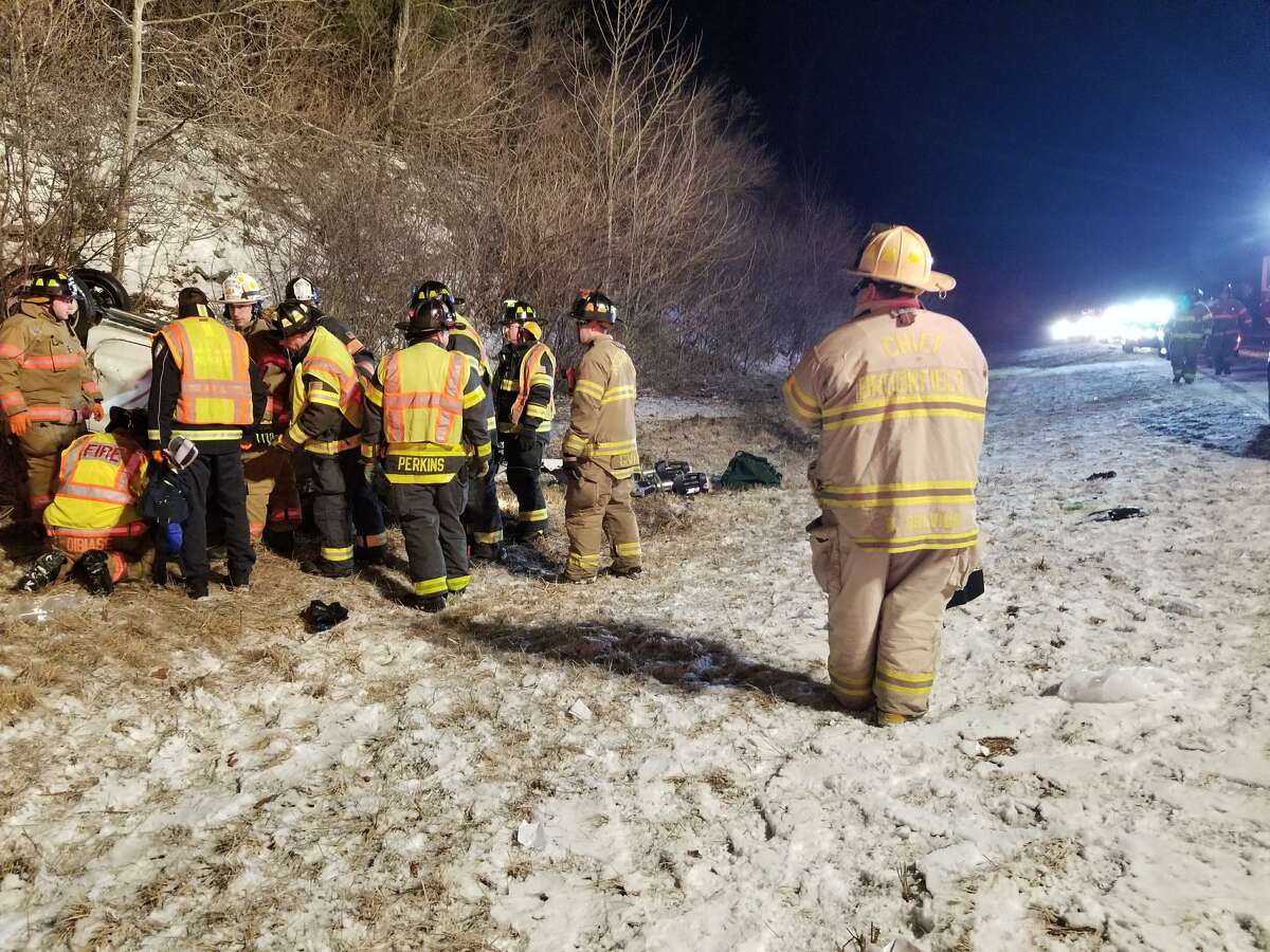 Rollover accident in Brookfield injures 2, shuts down Rt. 7