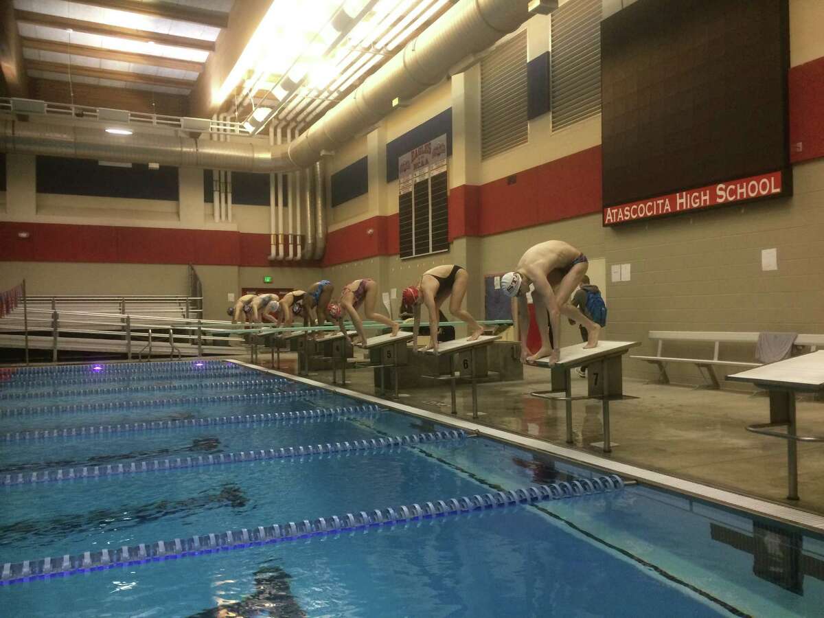 Swimming Atascocita sends six to state meet