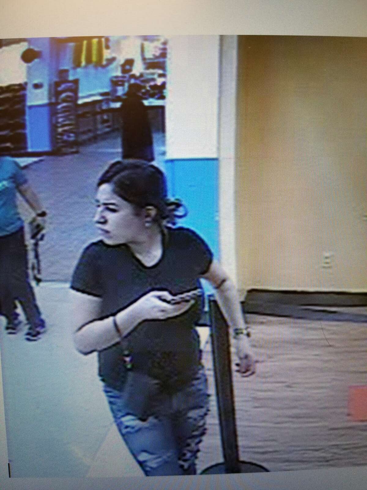 Woman sought by FBI in connection to alleged kidnappingforransom in