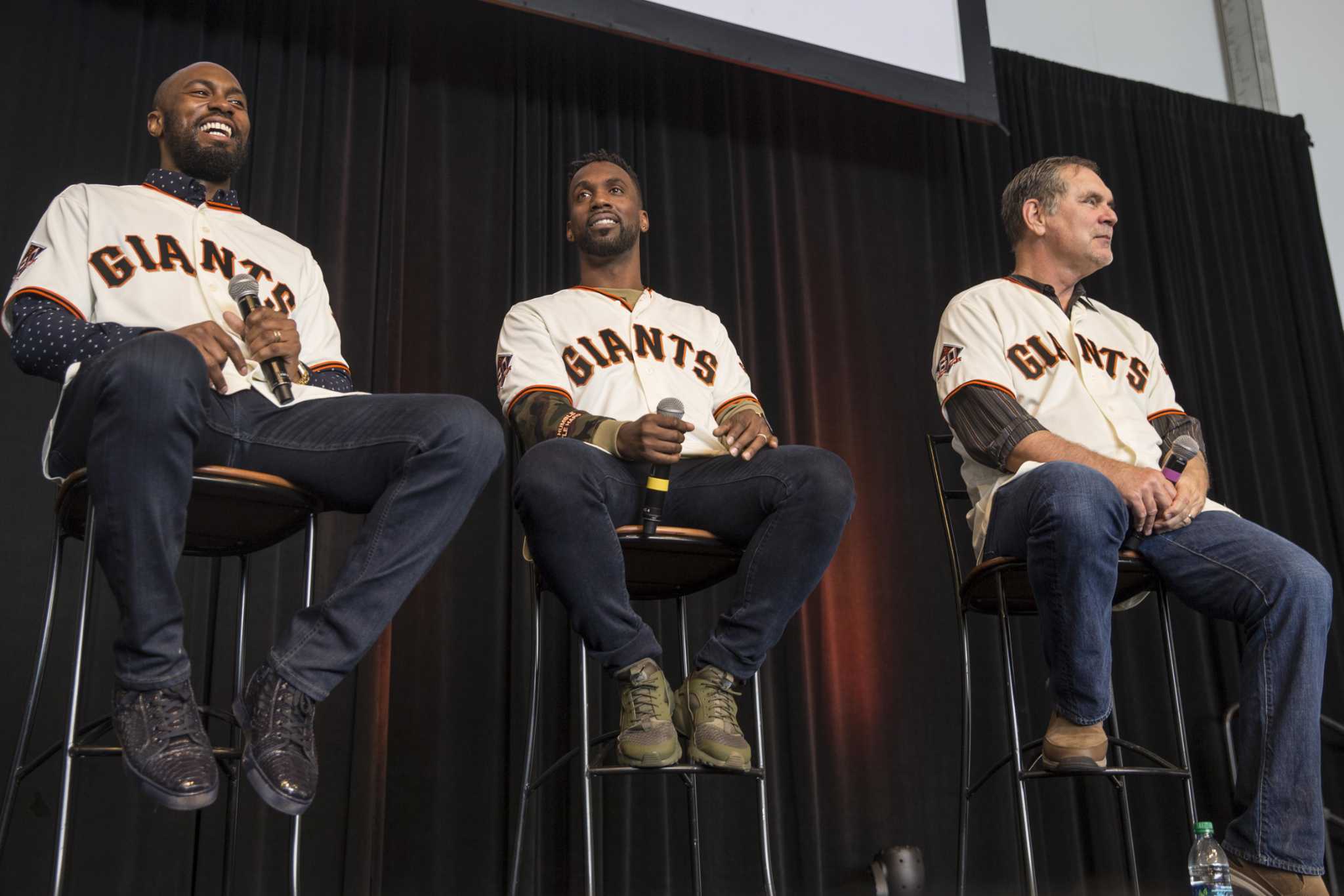 Thousands attend Giants FanFest