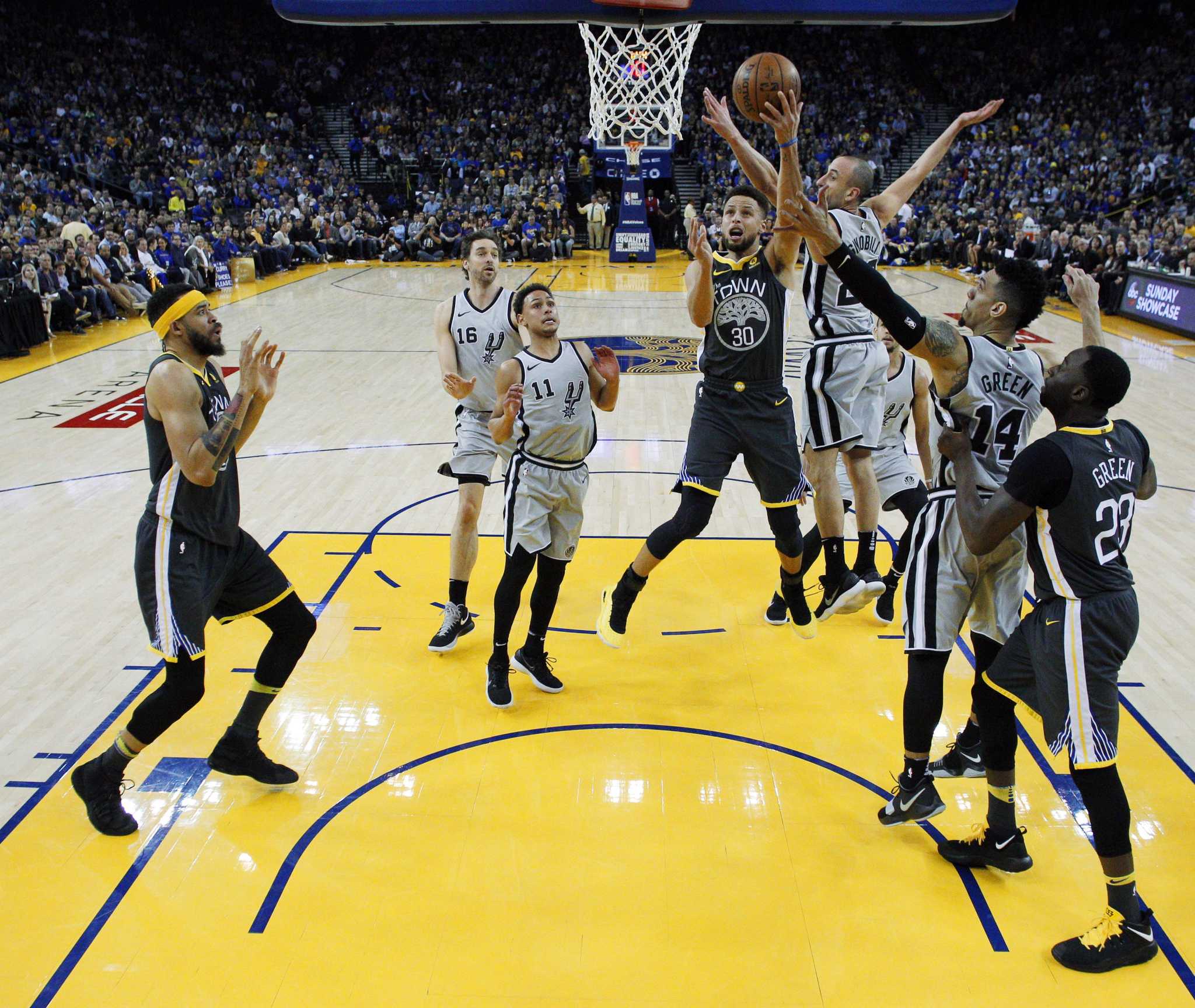 Warriors Show Progress In Win Over Spurs