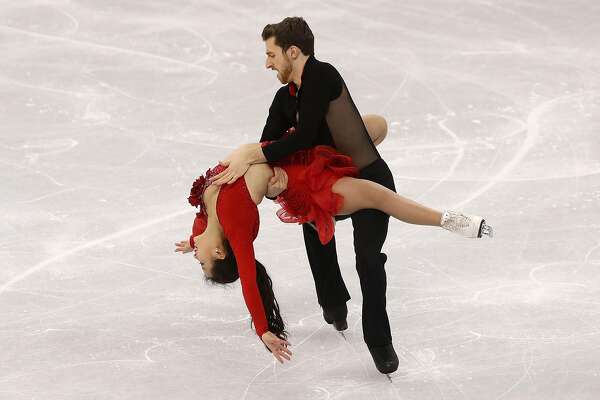 Ice Dancer Expertly Plays Off Wardrobe Malfunction During Olympics
