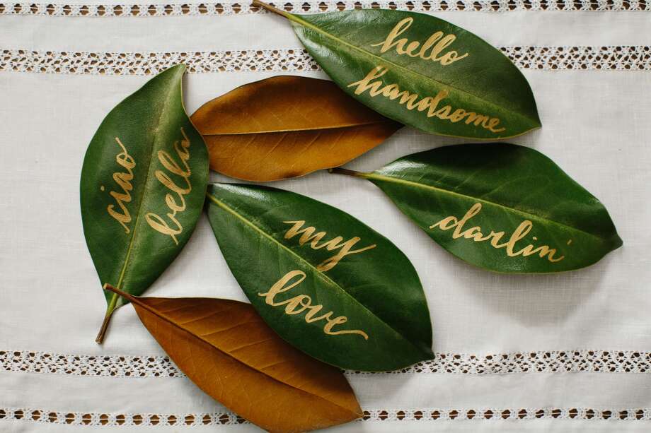 diyers will love this small touch on a table, fresh leaves with