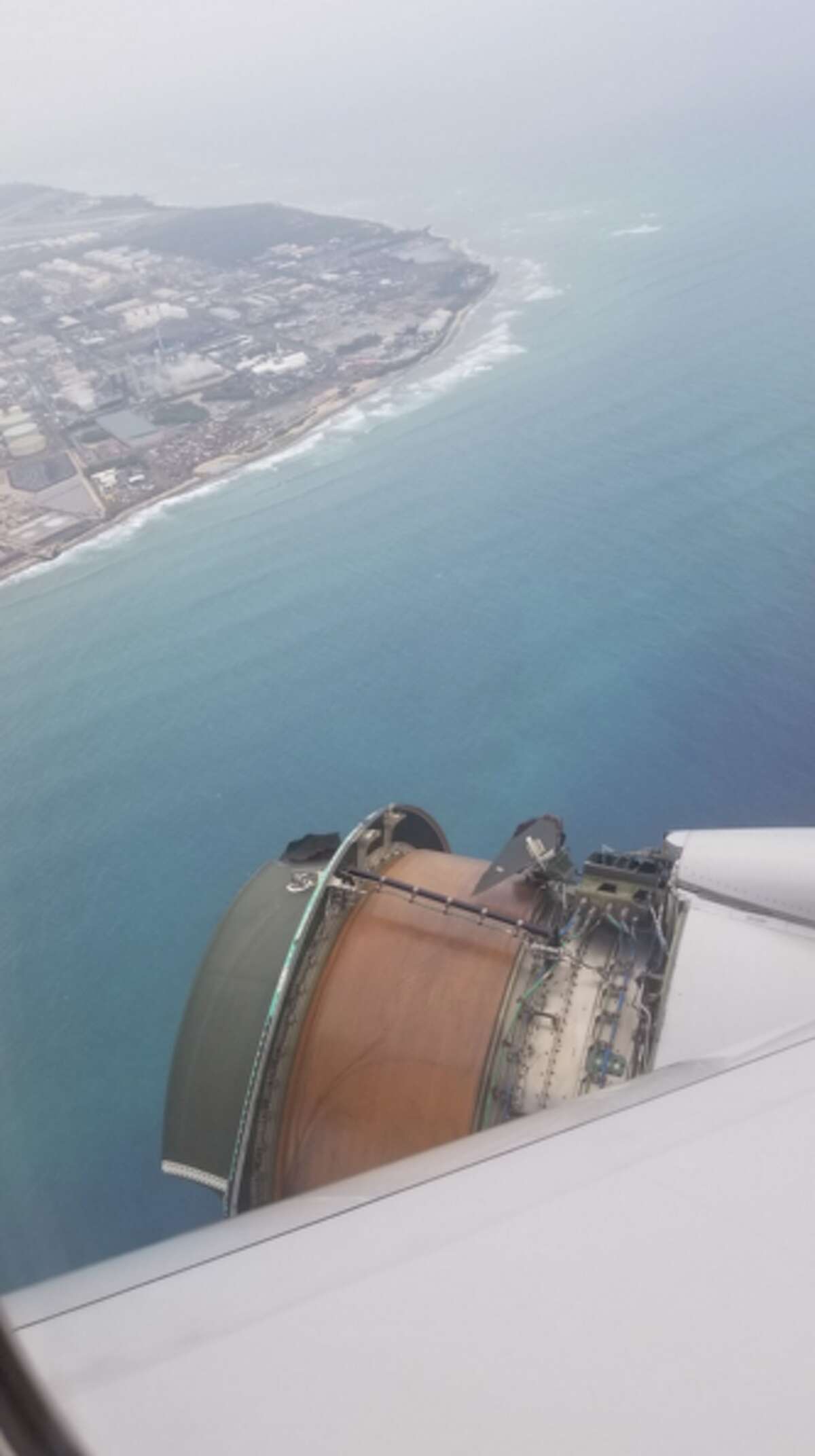 Airline Horror: The Stowaway Nobody Saw Coming - ofkwrej