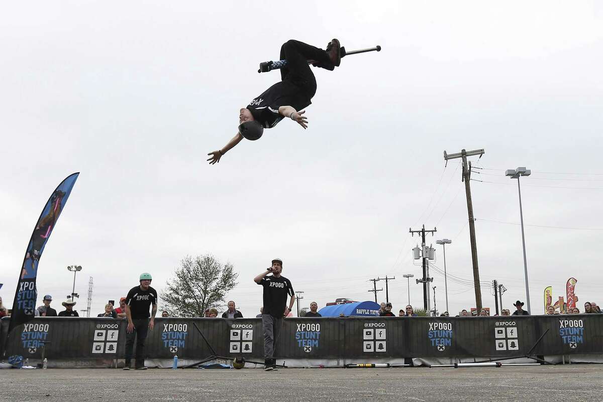 Daredevil pogostick stuntmen wow the crowd