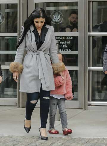 Joaquin El Chapo Guzman S Beauty Queen Wife Supports Him In