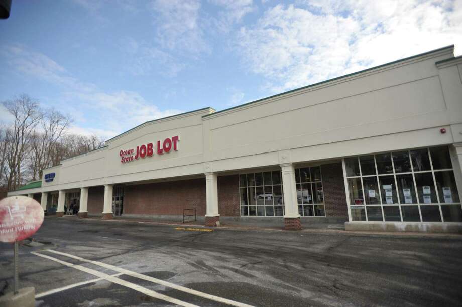 Ocean State Job Lot nears opening day in Litchfield The