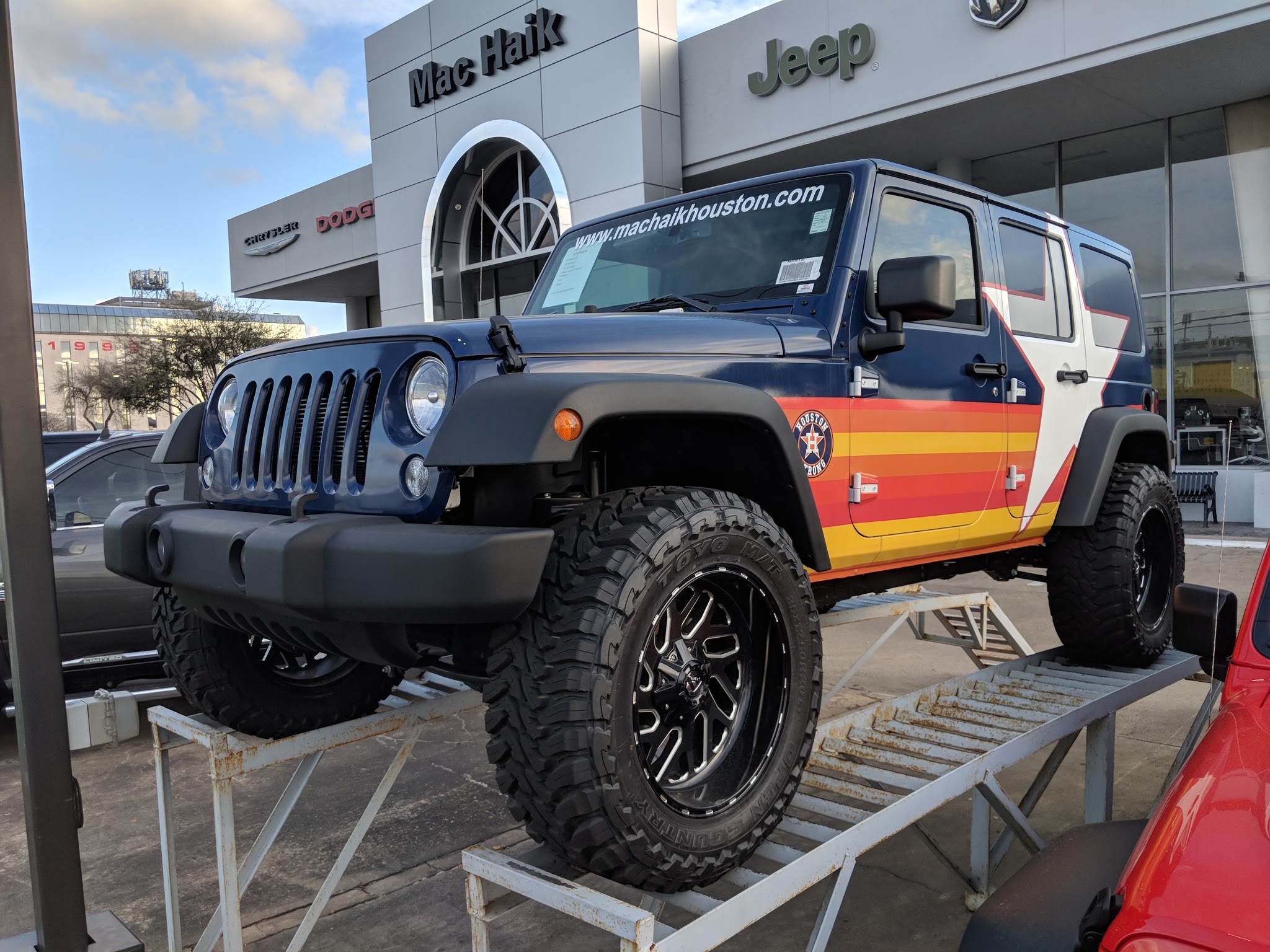 Custom Houston Astros Jeep will make Houston baseball fans drool