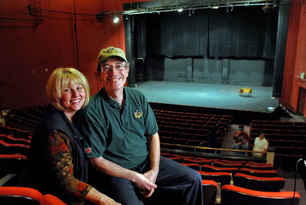 Home Made Theater actors volunteer time, sweat and talent