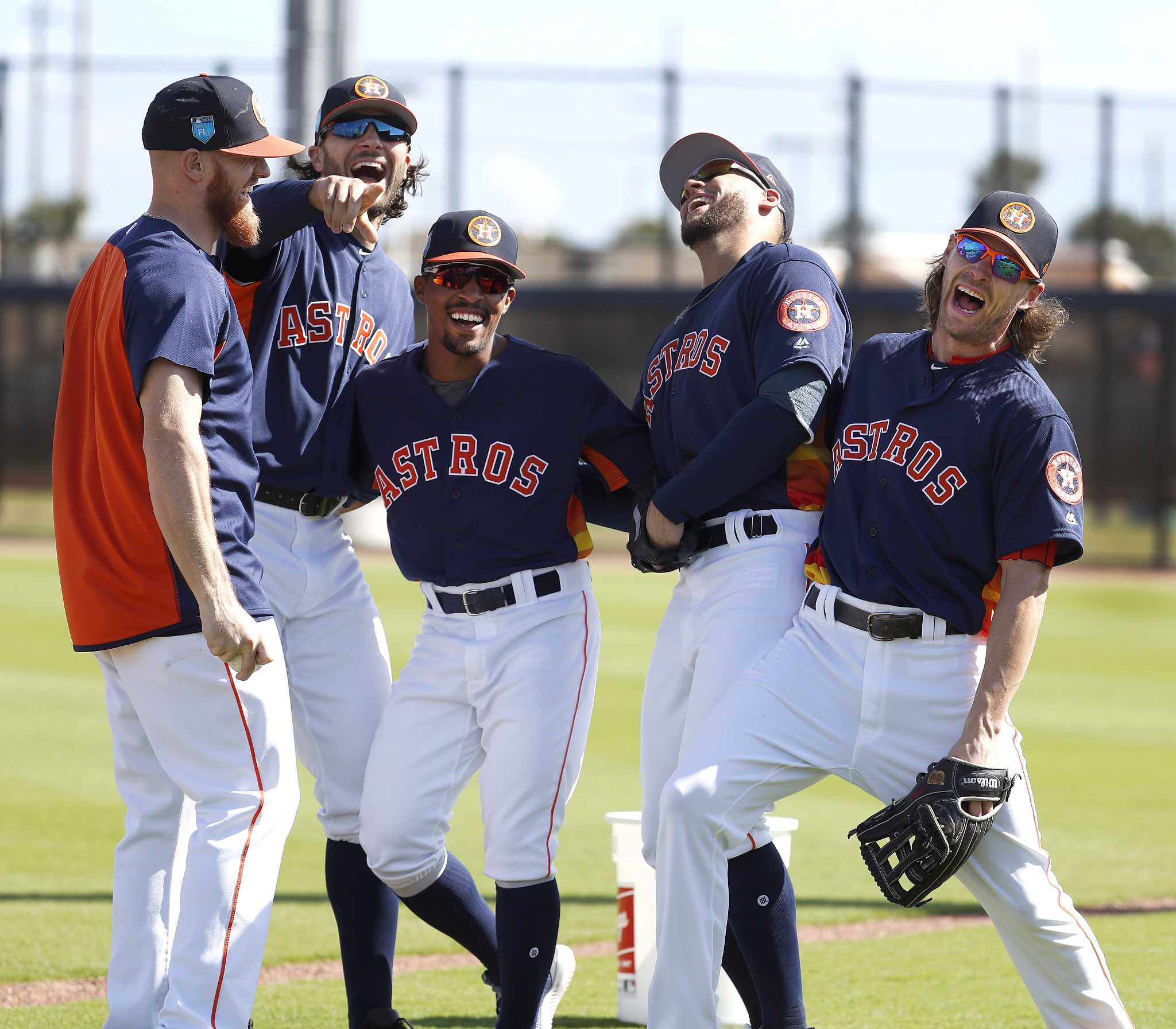 Astros set 2018 Opening-Day roster