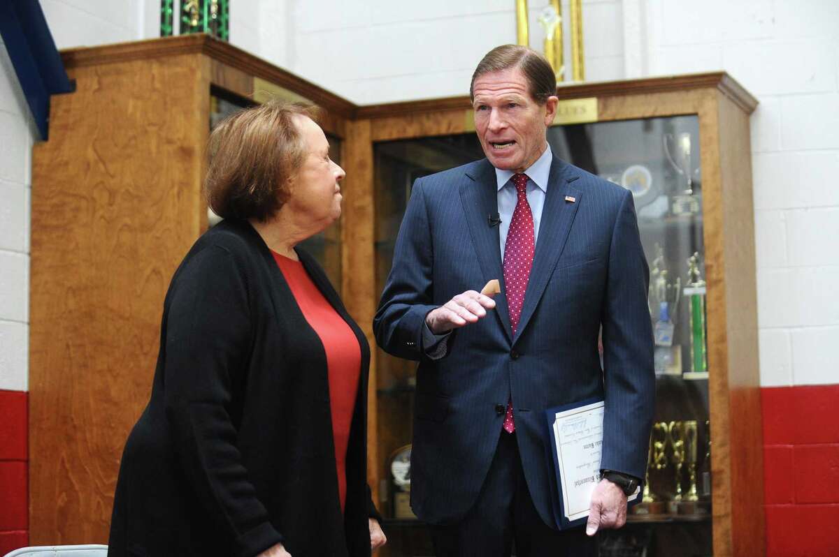 Hall of Fame coach helped Olympians when they first stepped on the ice