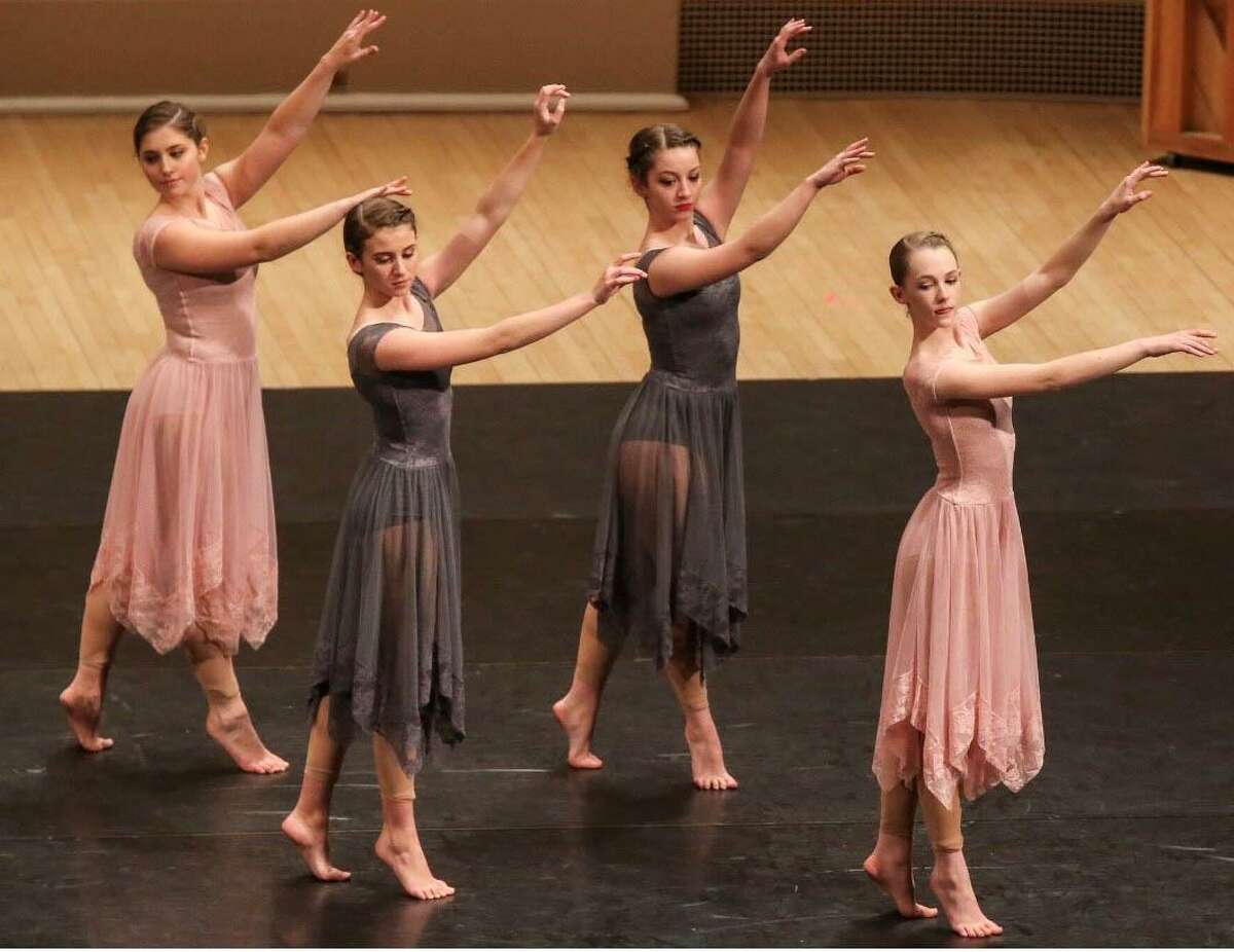 Dancers Alexa Esposito, Katie Luken, Rachel Tomanelli and Lindsey Federowicz, grace the Carnegie Hall stage.