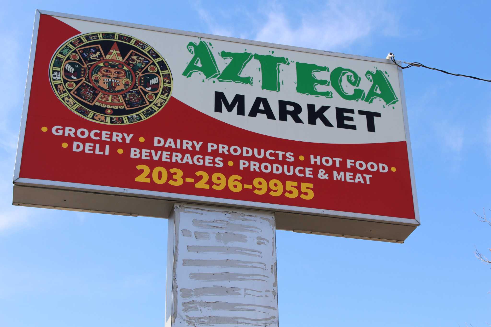 Owner of Azteca Market looks to open restaurant