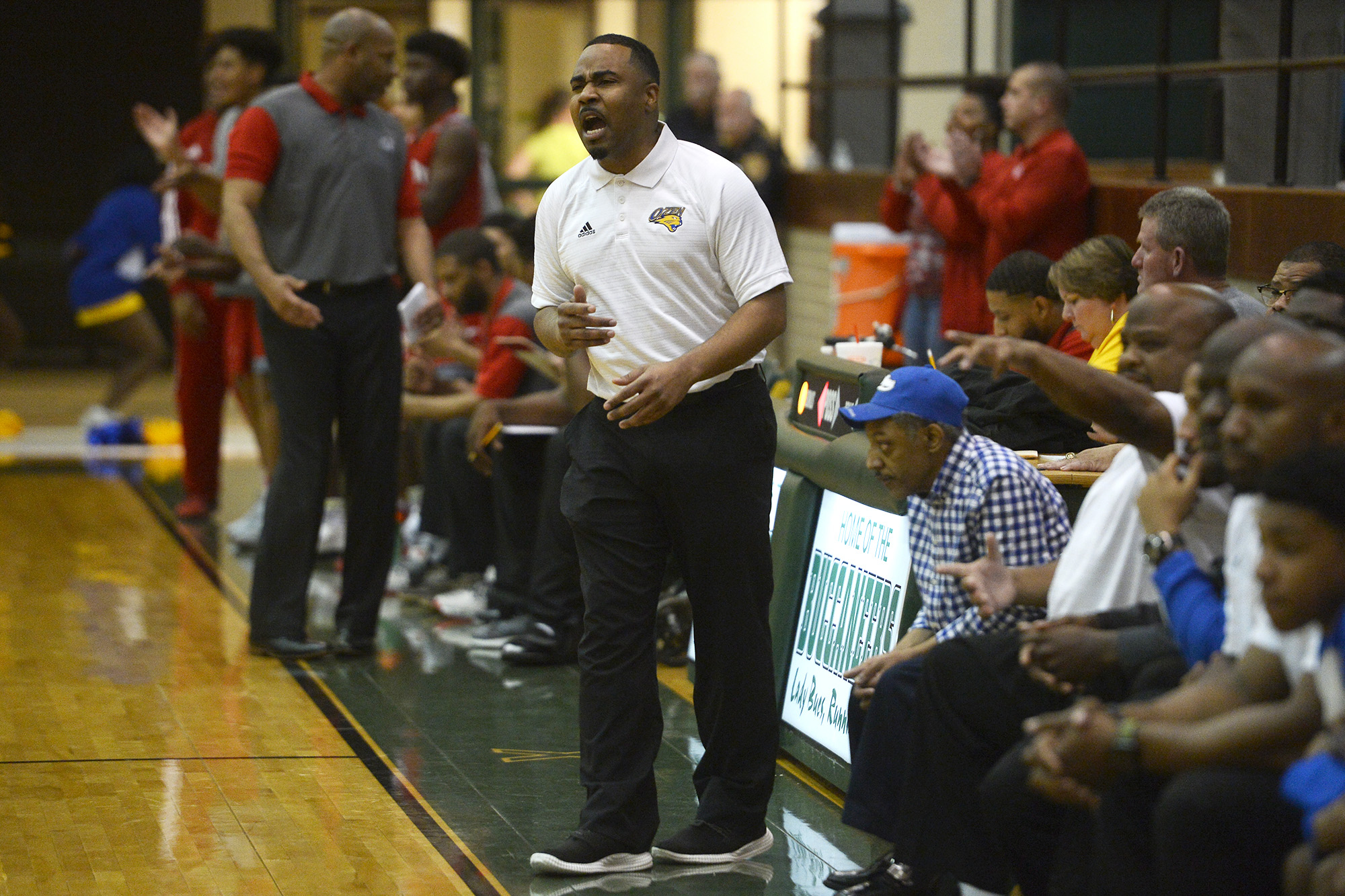 BISD releases applicant list for Beaumont United boys basketball job