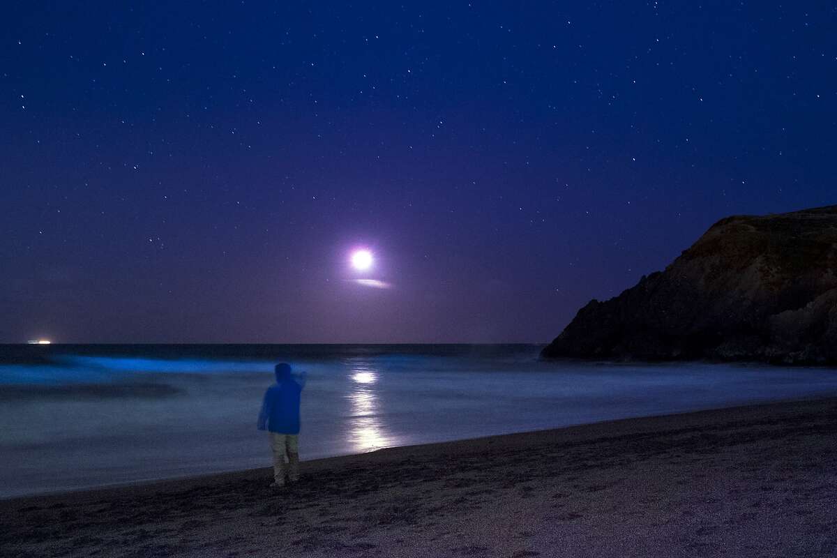 Rare phenomenon sets tide waters aglow at Rodeo Beach
