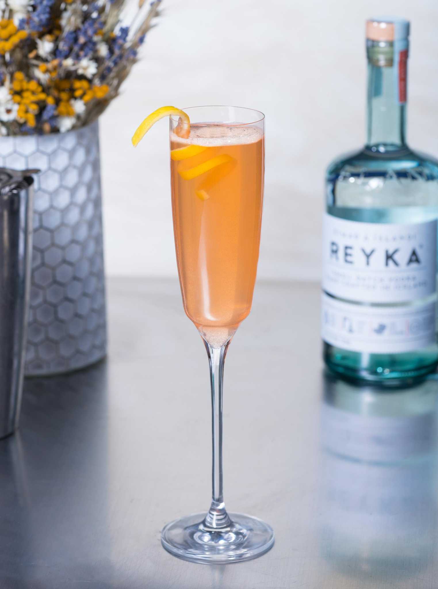 glam corner cocktail