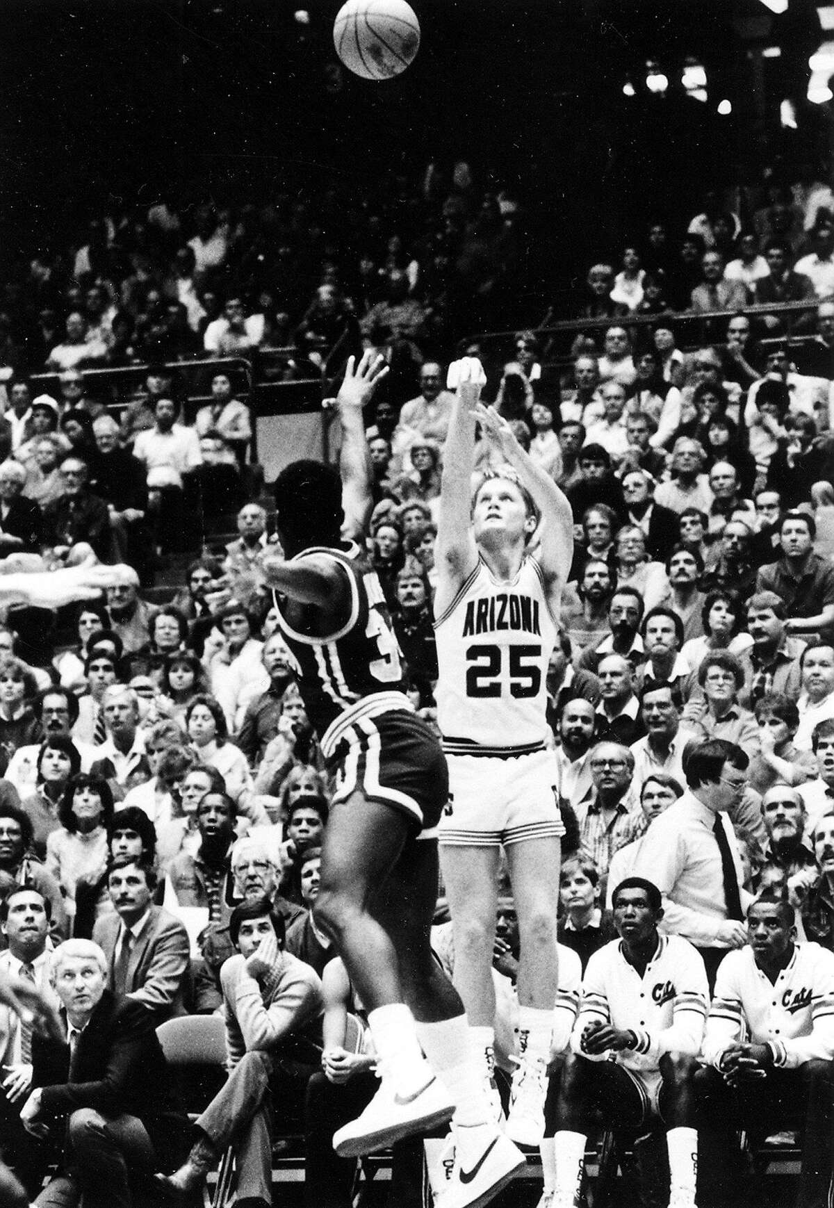 Steve Kerr, Craig McMillan walked divergent paths to basketball success