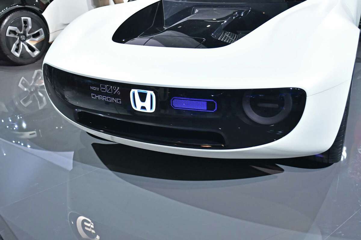 A Honda Motor Co. Sports EV concept vehicle stands on display at the Auto Expo 2018 held in Noida, Uttar Pradesh, India, on Thursday, Feb. 8, 2018. The motor show opens to the public on Feb. 9 and runs through Feb. 11. Photographer: Anindito Mukherjee/Bloomberg