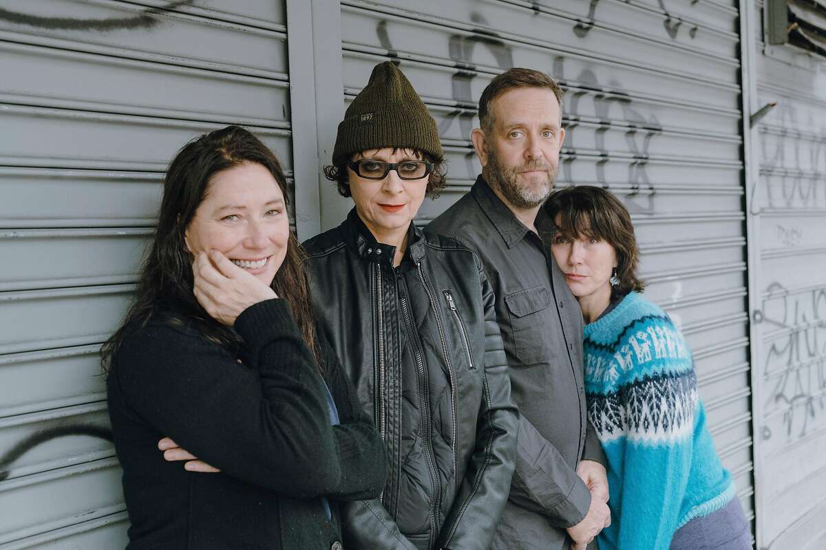 Pop Quiz Kelley Deal on how sobriety saved the Breeders, and maybe her
