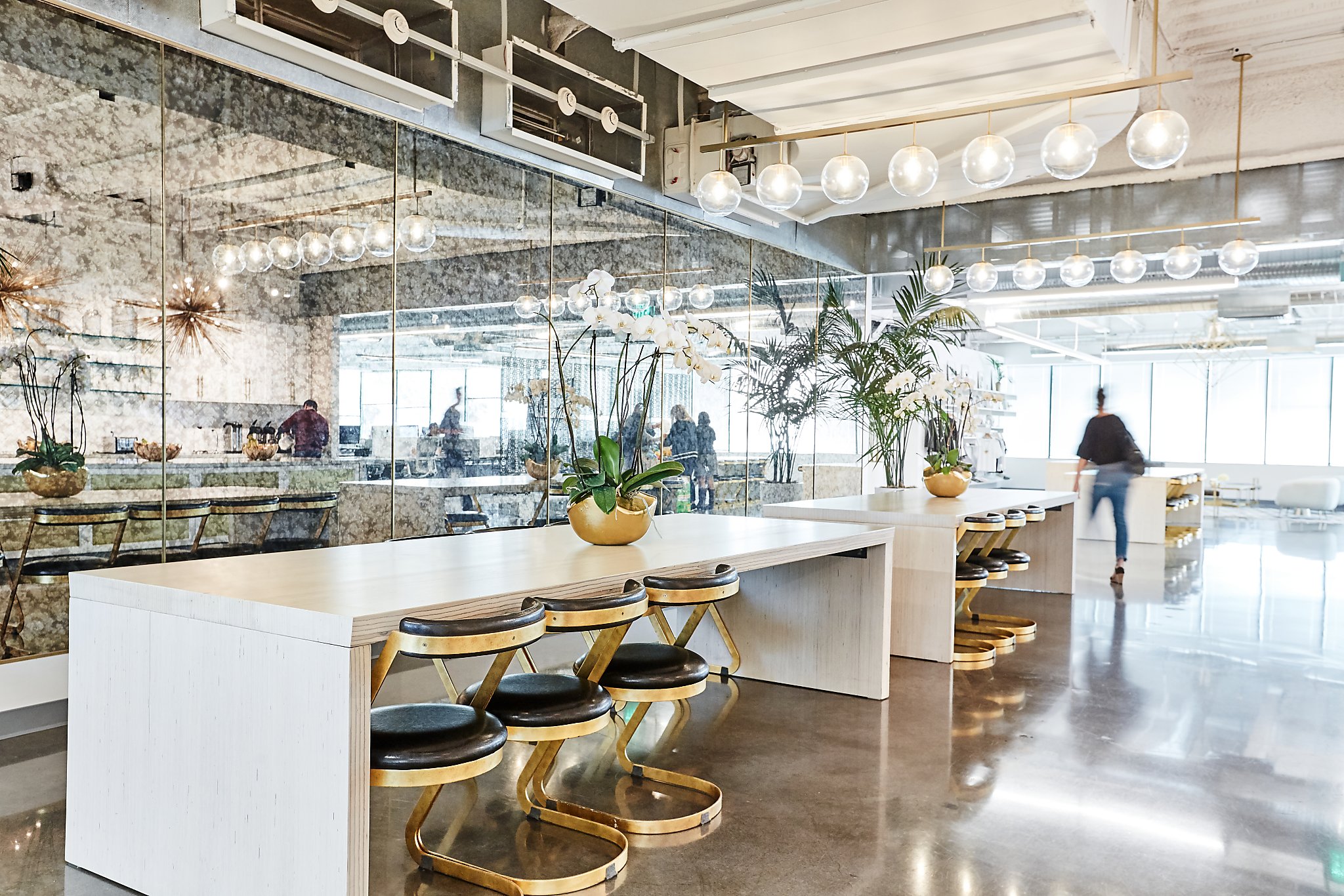 Stella & Dot office