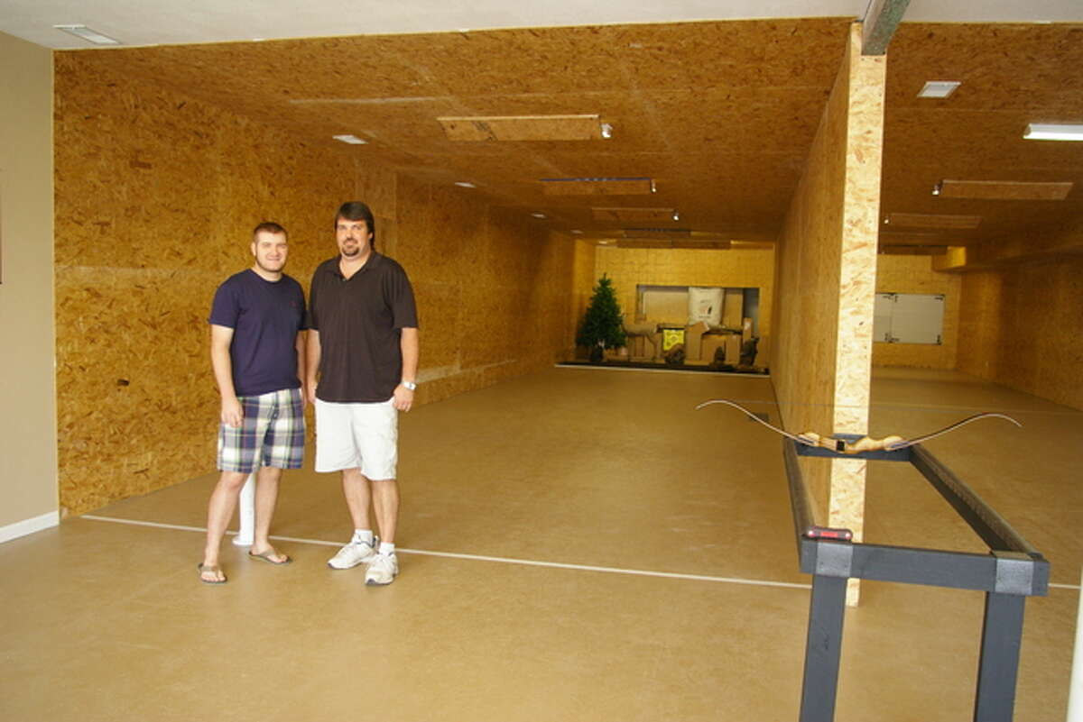 Indoor Archery Range Opens In East Alton