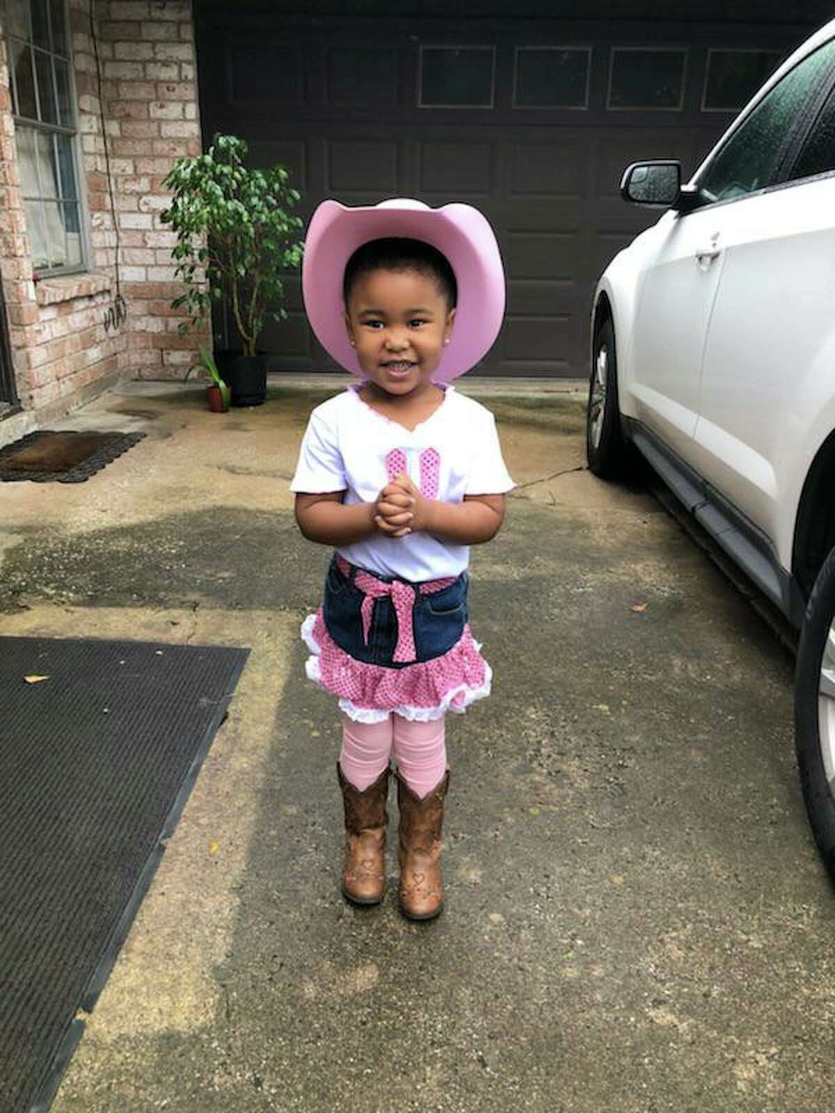 Houstonians show off their best Go Texan Day outfits