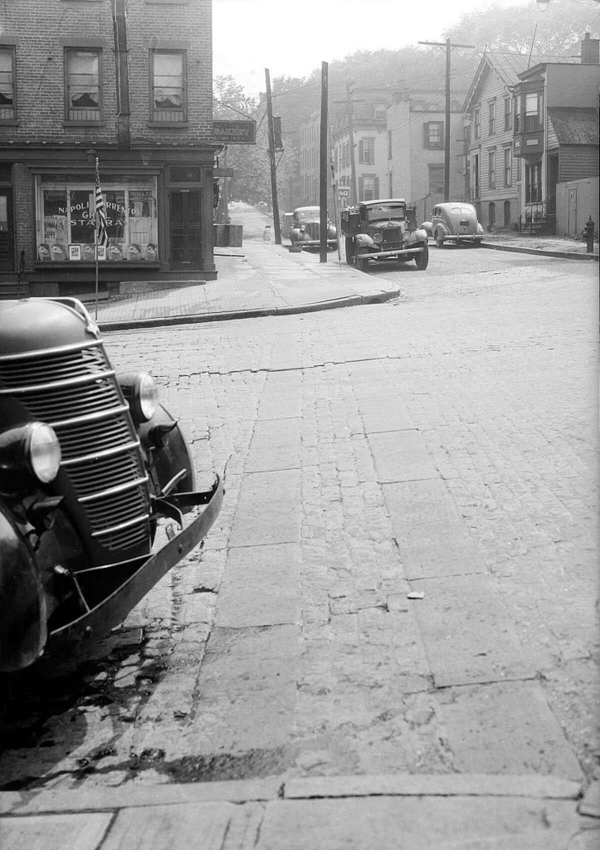 Historical photos The streets of Albany in the 1930s, 40s