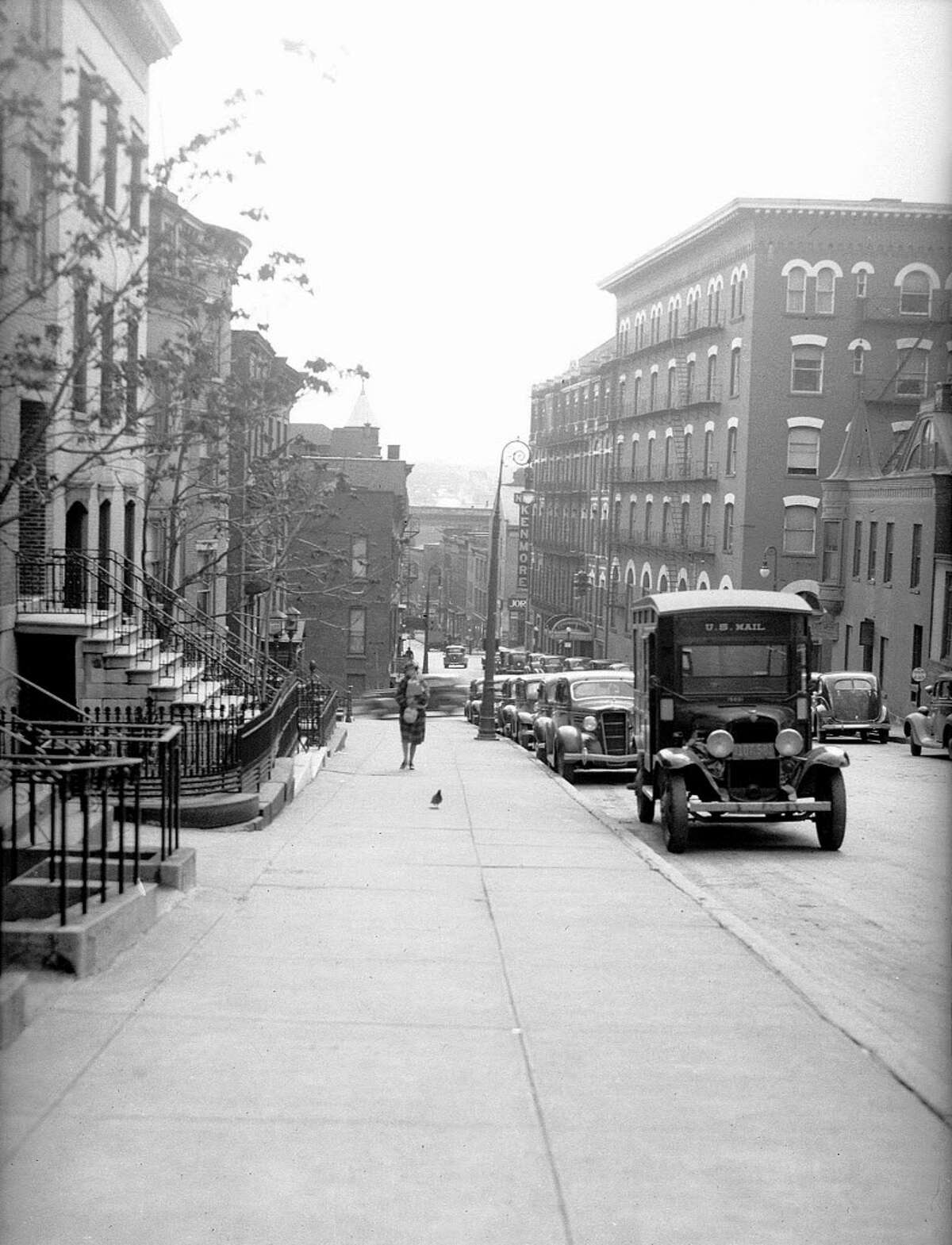 Historical photos The streets of Albany in the 1930s, 40s