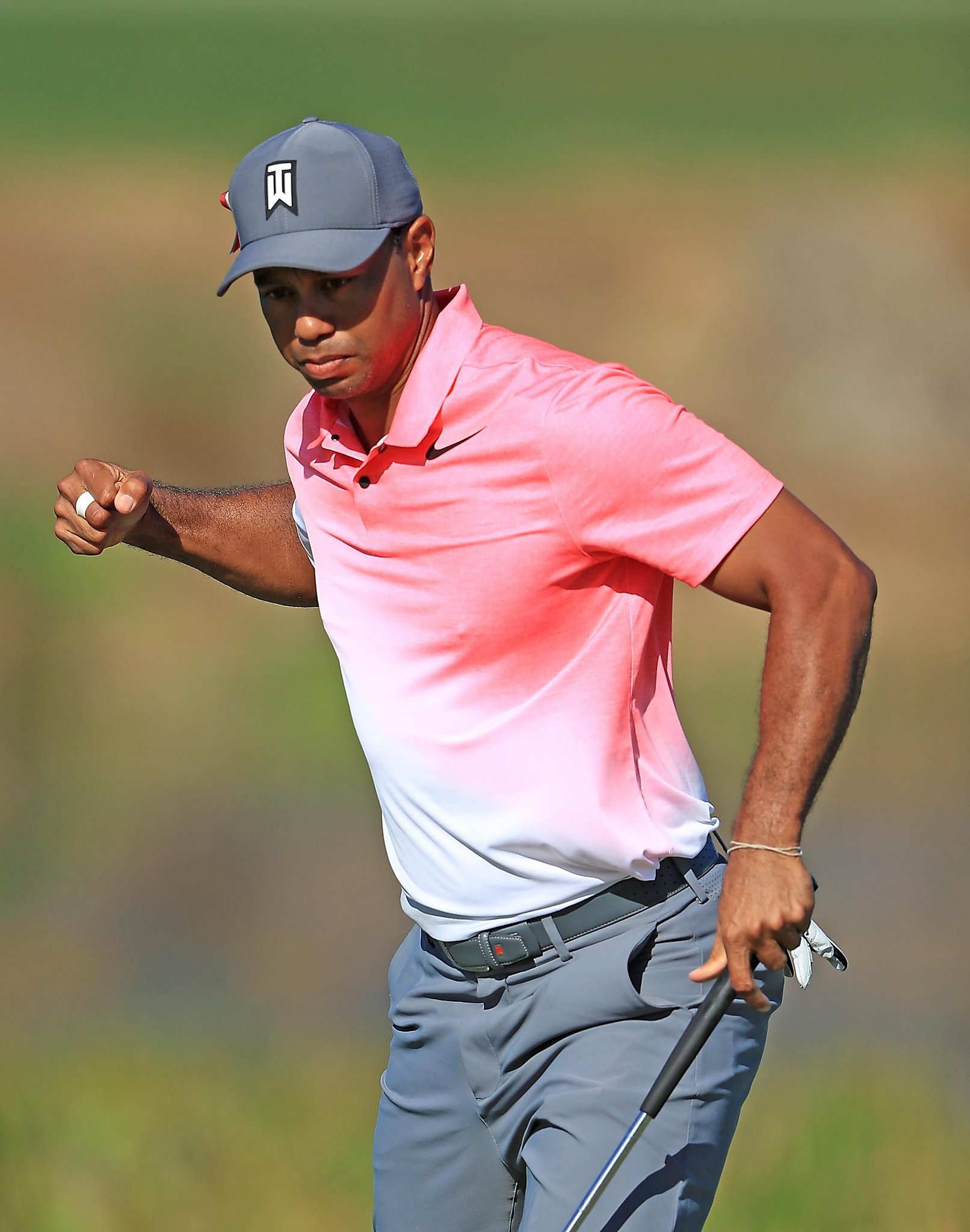 Tiger Woods 4 back with everyone around him at Honda Classic