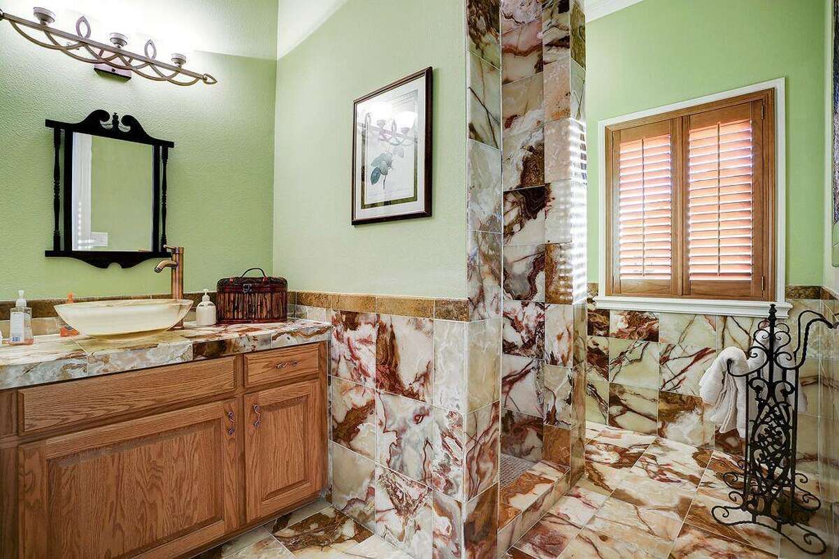 Baytown mansion for sale is like a secret paradise off Interstate 10