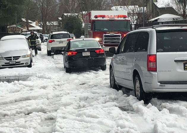 There's so much hail in Sacramento, cars are getting stuck