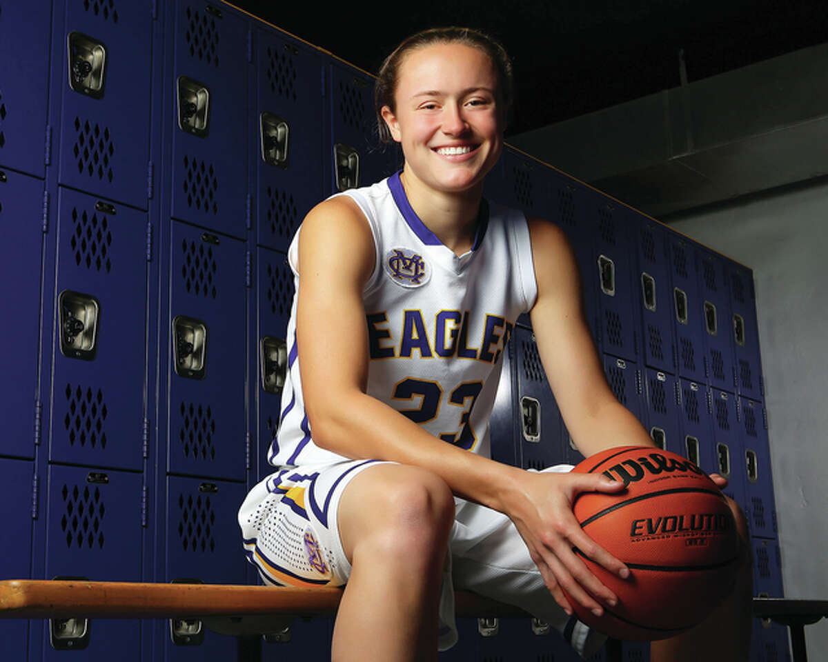 Already a 1,000-points career scorer and Class 3A first team all-stater, Civic Memorial’s Allie Troeckler capped her sophomore season with 2015 Telegraph Large-Schools Girls Basketball Player of the Year honors. Billy Hurst / For The Telegraph