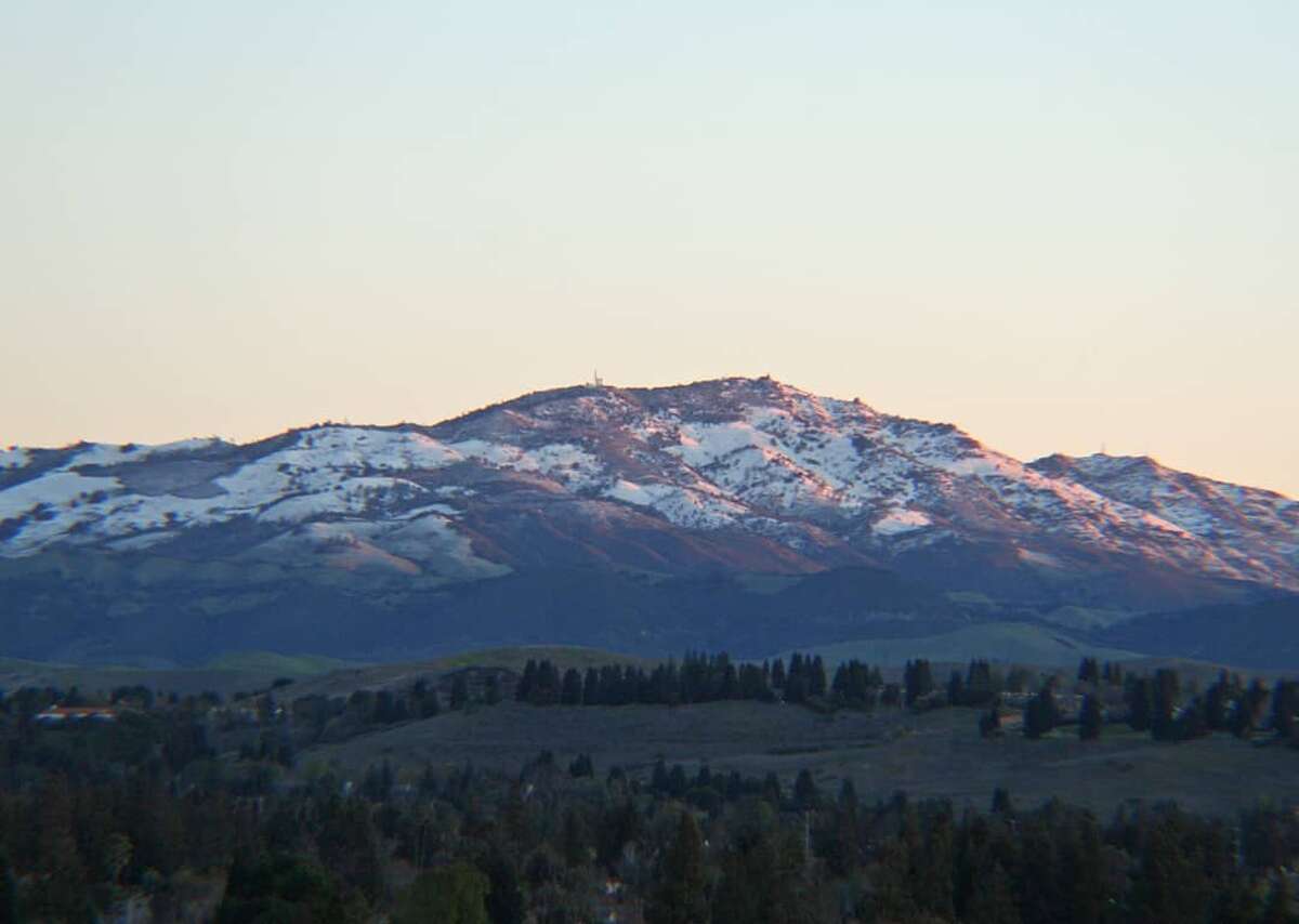Bay Area snow 'Mt. Diablo looks like the Matterhorn at Disneyland'