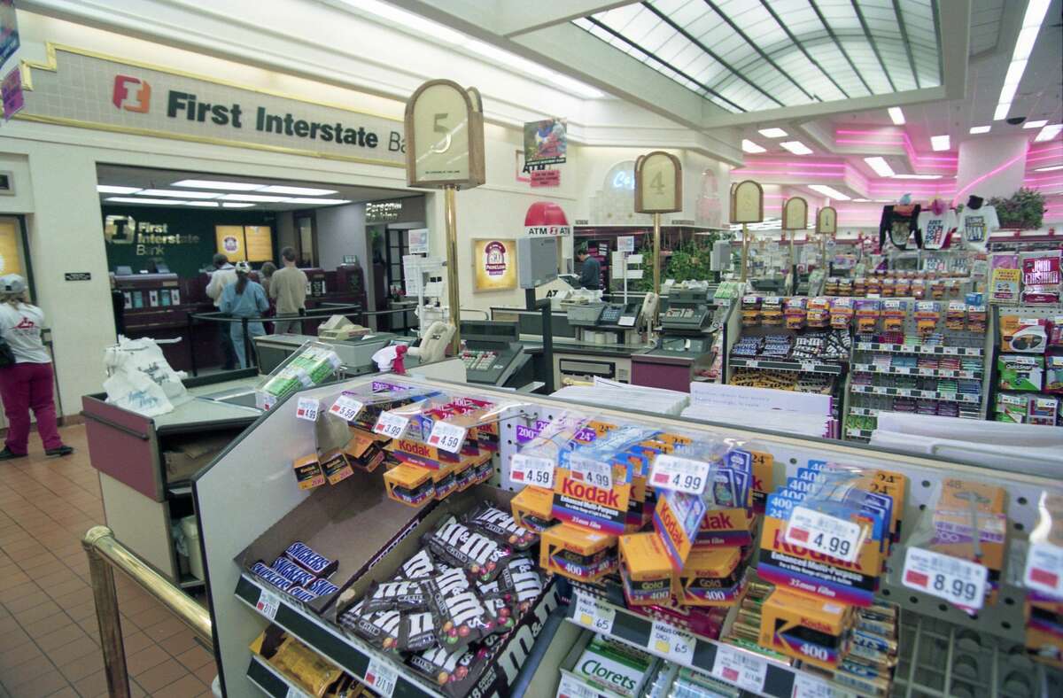 Jan. 24, 1996First Interstate Bank branch in Randall's supermarket at Shepherd Square
