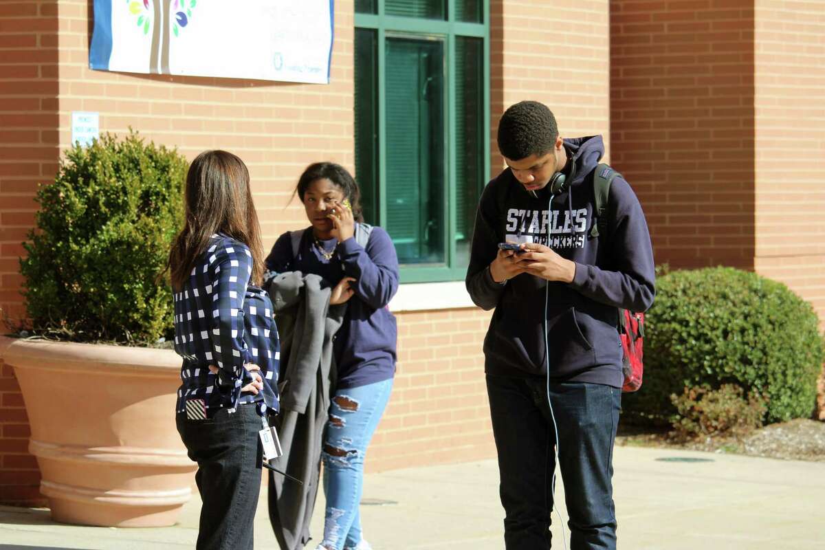 Alert student contacts authorities, potential mass shooting averted in