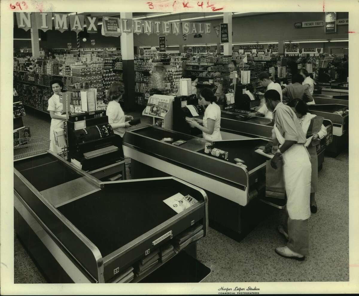 Remember Weingarten's? Old photos offer a look at grocery stores of ...