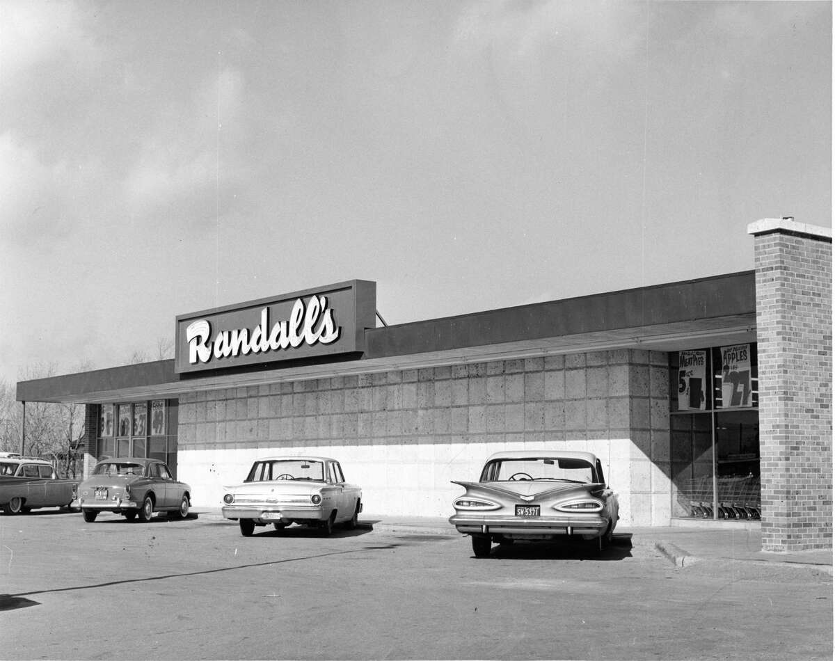 January 1963Randall's Supermarket fifth Houston store is at 5714 Old Richmond Road. Departments include meats, groceries, produce, bakery, frozen foods and drugs. The market features an