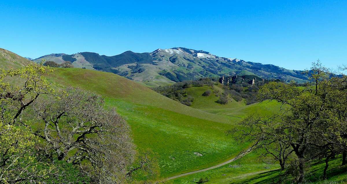 Winter, spring arrive at same moment at Mount Diablo